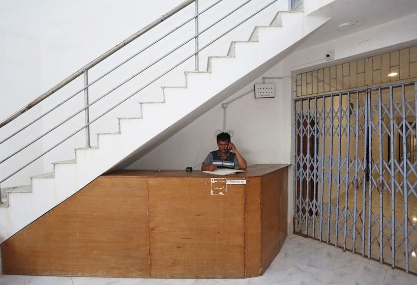 Hotel Spot On 39403 Royal Bangal