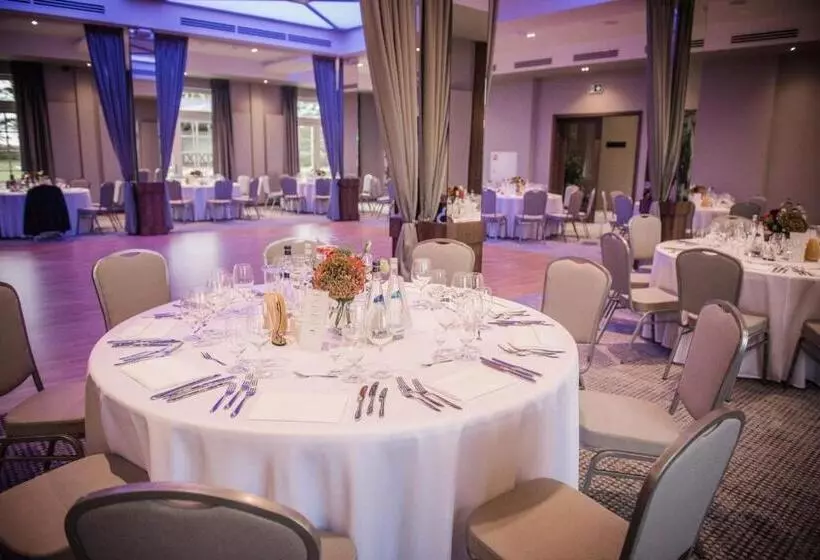 ホテル Sezony. Restauracja I