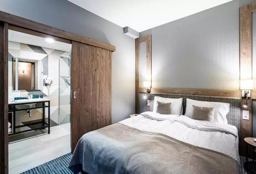 ホテル Sezony. Restauracja I