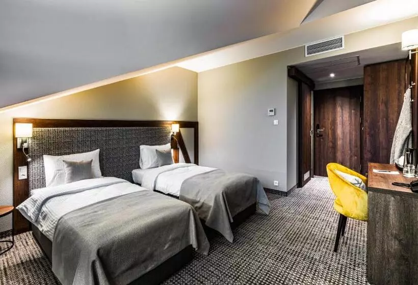 ホテル Sezony. Restauracja I