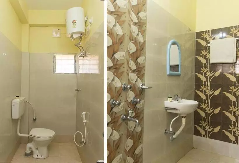 Spot On 48821 Hotel Chitra