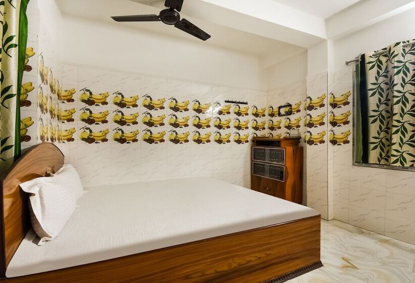 ホテル Spot On 49451 New Bishnupriya