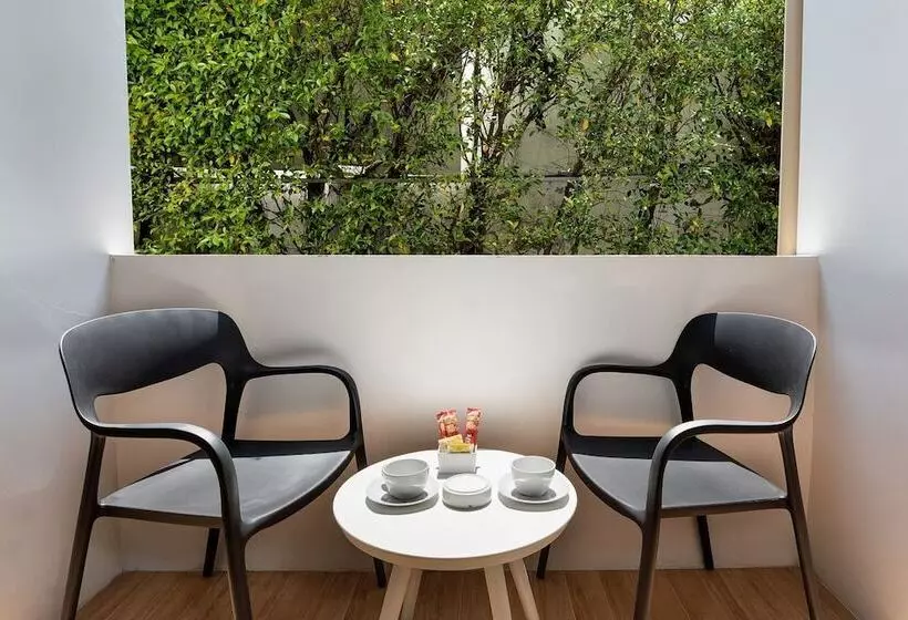 ホテル The Bell Airport Phuket