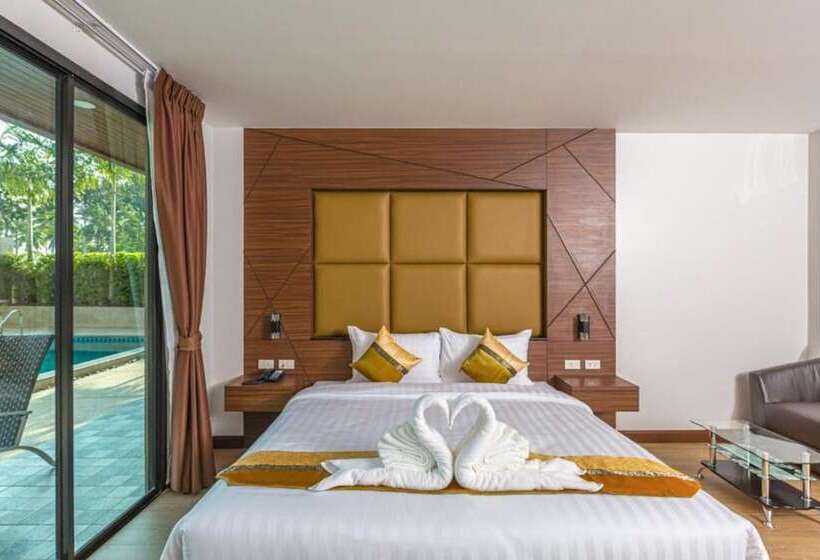 هتل The Bell Airport Phuket