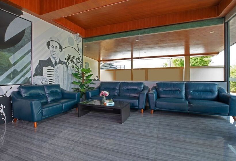 هتل The Bell Airport Phuket