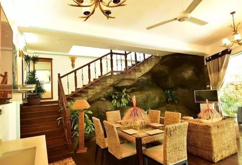 ホテル Thevni Holiday Resort