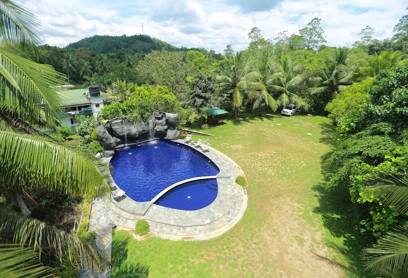 ホテル Thevni Holiday Resort