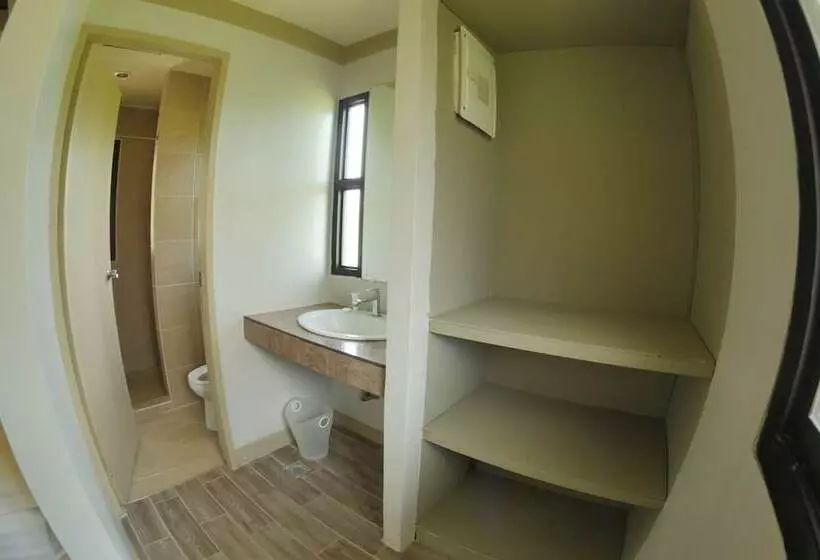 Villa Del Rey Resort Camsur Powered By Cocotel