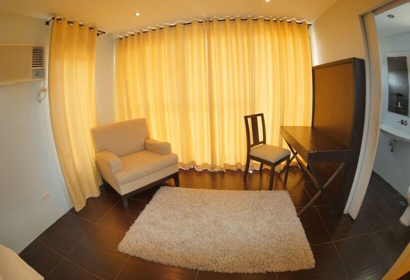 Villa Del Rey Resort Camsur Powered By Cocotel