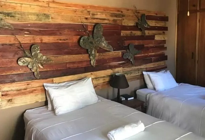 Majatalo Simoni Guest House