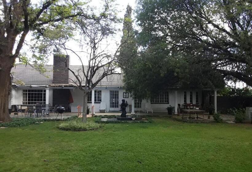 Пансион Simoni Guest House