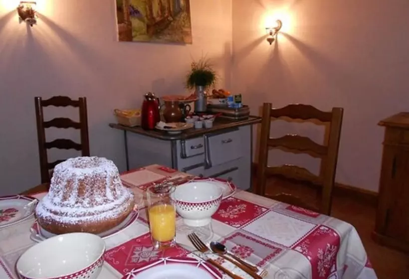 ベッドアンドブレックファースト A L Ombre Du Verger