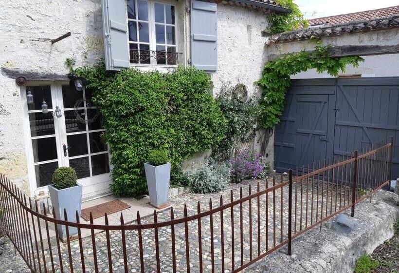 민박 La Petite Maison