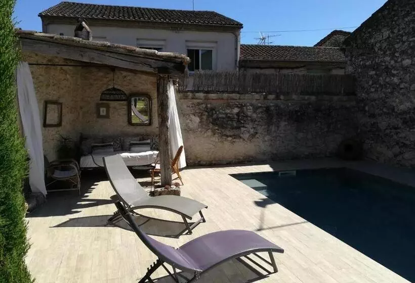 ベッドアンドブレックファースト La Petite Maison