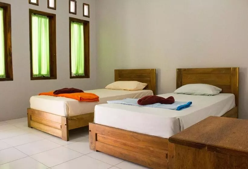 Aamiaismajoitus (B&B) Watukarung Prapto Homestay