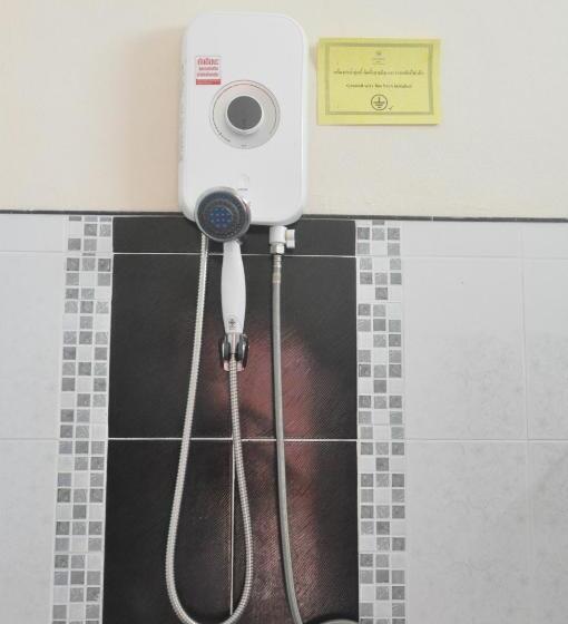 בית מלון כפרי Banana Resort Sadao