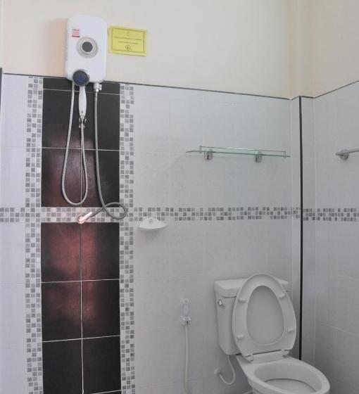 בית מלון כפרי Banana Resort Sadao