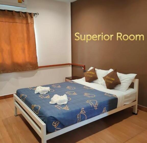 בית מלון כפרי Banana Resort Sadao