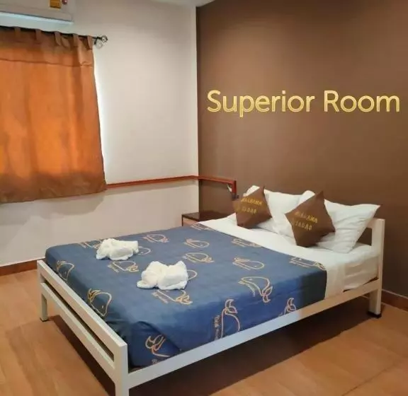 Hotelli Banana Resort Sadao