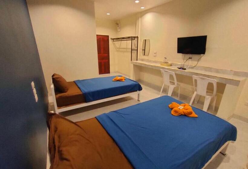 בית מלון כפרי Banana Resort Sadao