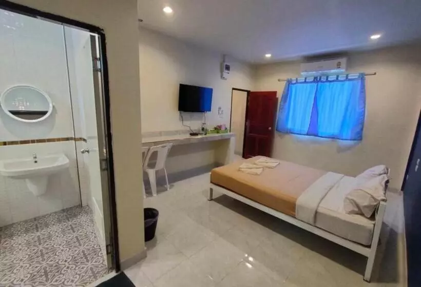 Hotelli Banana Resort Sadao