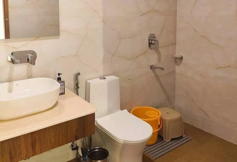 Hotelli Banjara Orchard Retreat Thanedar