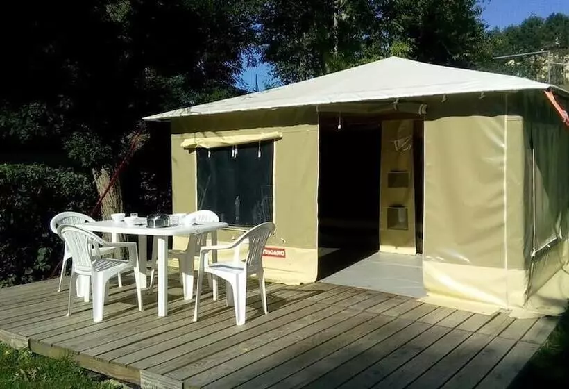 Hotelli Camping De Matour