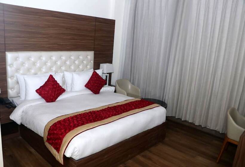 호텔 Comfort Inn Lakhimpur