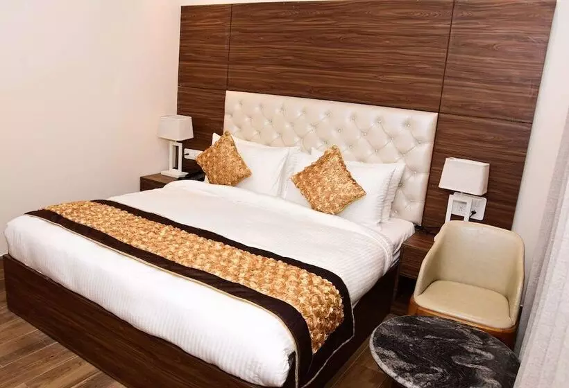 Hotelli Comfort Inn Lakhimpur