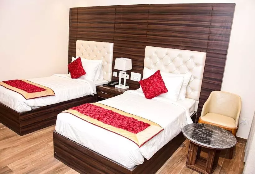 Hotelli Comfort Inn Lakhimpur