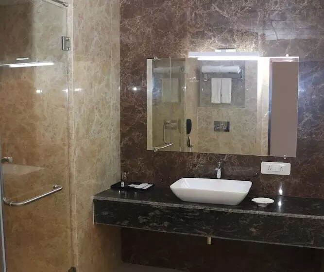 Hotelli Comfort Inn Lakhimpur