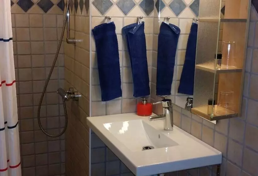 Hotelli Emanuelssons