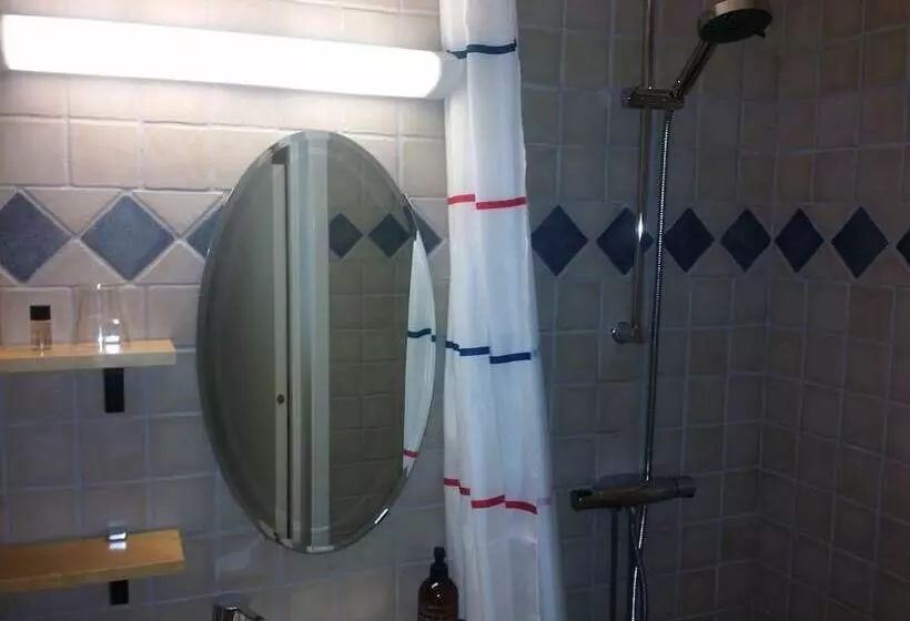 Hotelli Emanuelssons