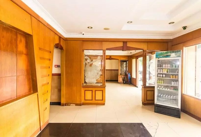 Hotelli Grand Palace By Oyo Rooms