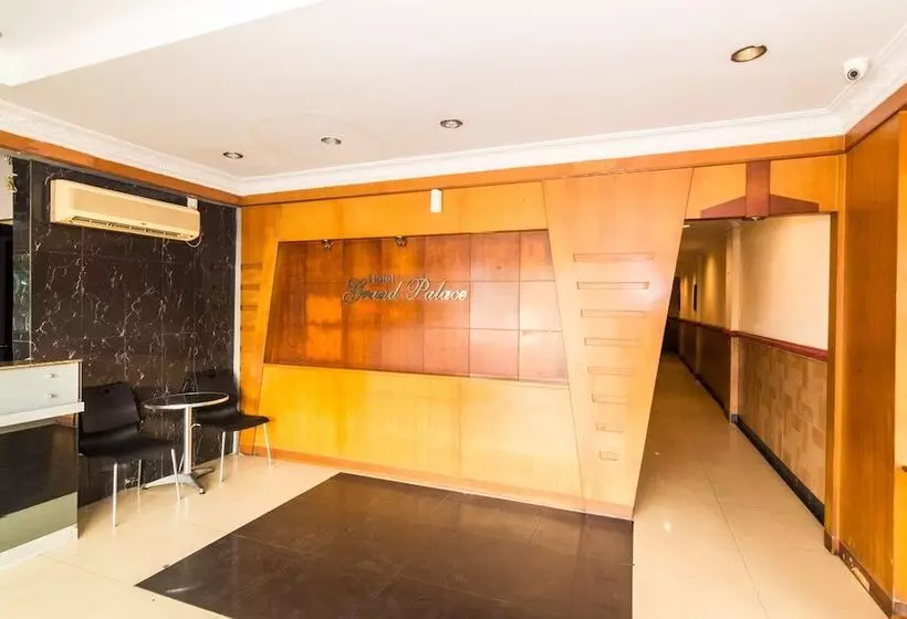 Hotelli Grand Palace By Oyo Rooms