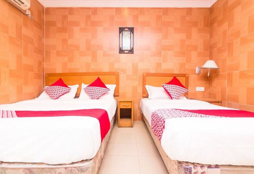 호텔 Grand Palace By Oyo Rooms