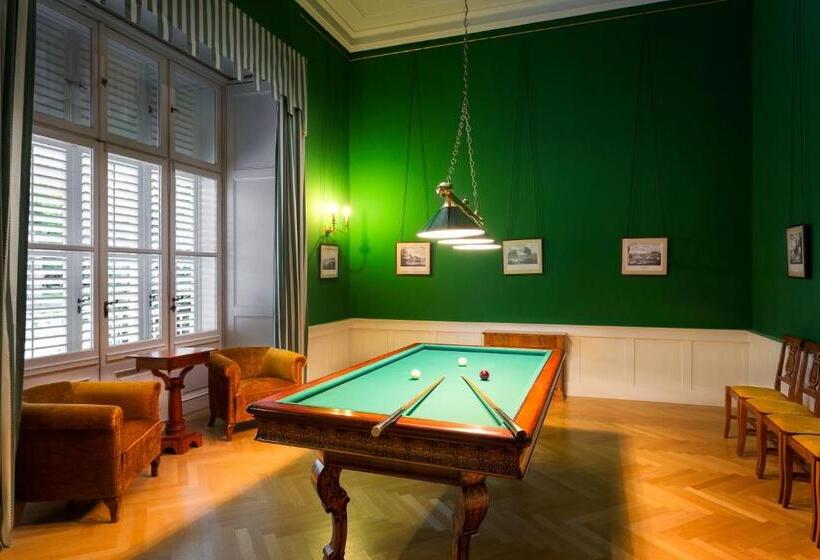 Károlyi Kastély Hotel & Restaurant