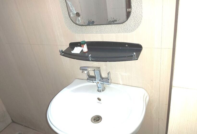 בית מלון כפרי Neelam Palace