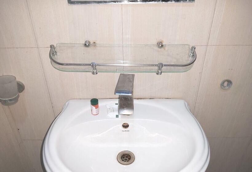 בית מלון כפרי Neelam Palace