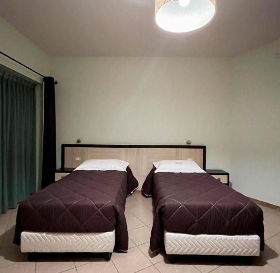 Отель Parco Delle Stelle