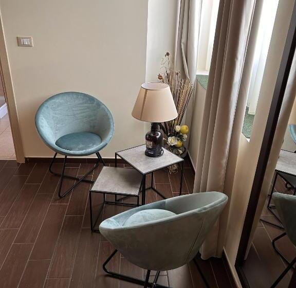 Отель Parco Delle Stelle