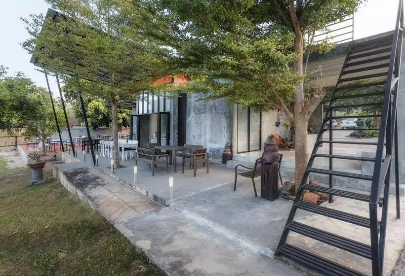 ホテル Twelve Oclock Resort