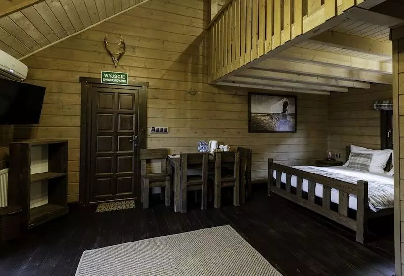 Hotelli Western Camp Resort