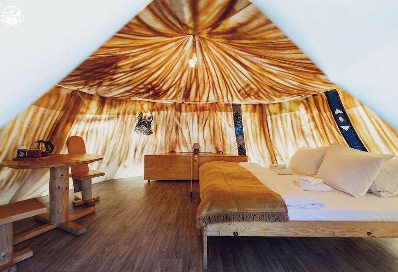 호텔 Western Camp Resort