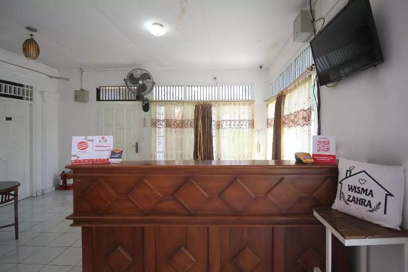 Hotelli Wisma Zahra By Oyo Rooms