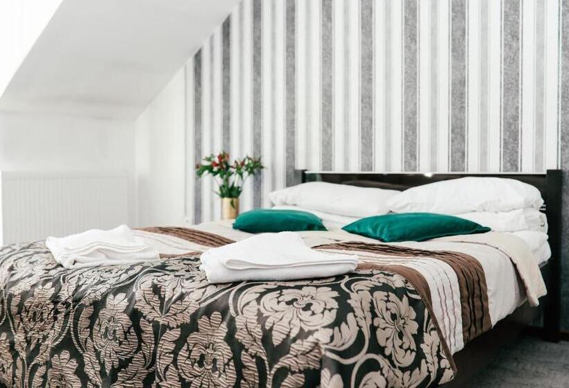 호텔 Złotogórski