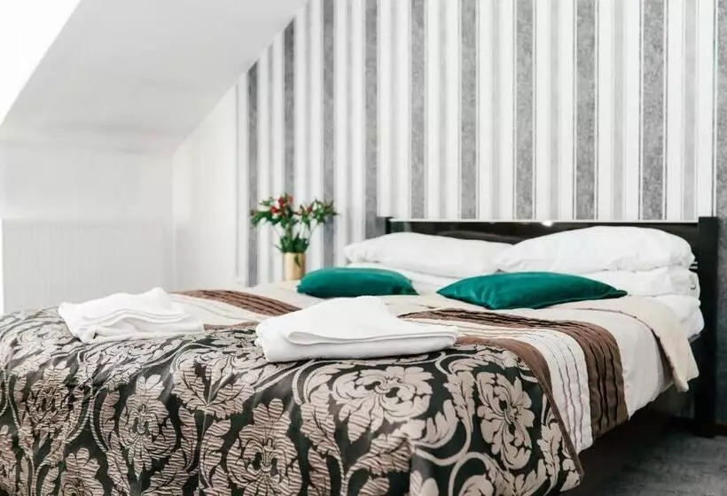 Hotelli Złotogórski