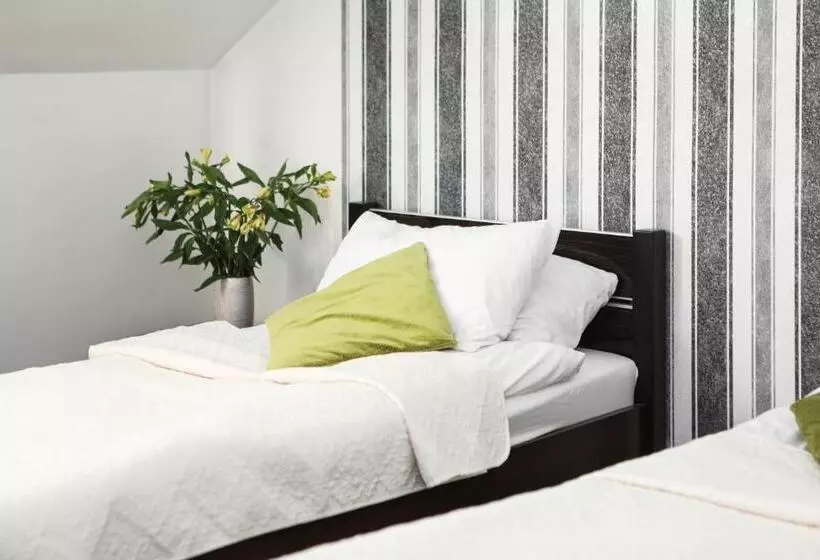 Hotelli Złotogórski