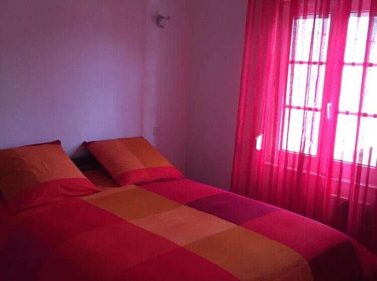 펜션 Au Pied De La Roche