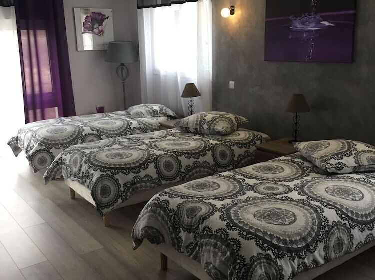 펜션 Au Pied De La Roche